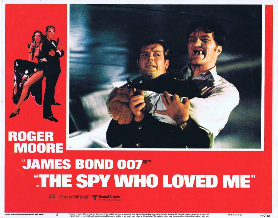 THE SPY WHO LOVED ME Original Lobby Card 2 Roger Moore Richard Kiel Jaws