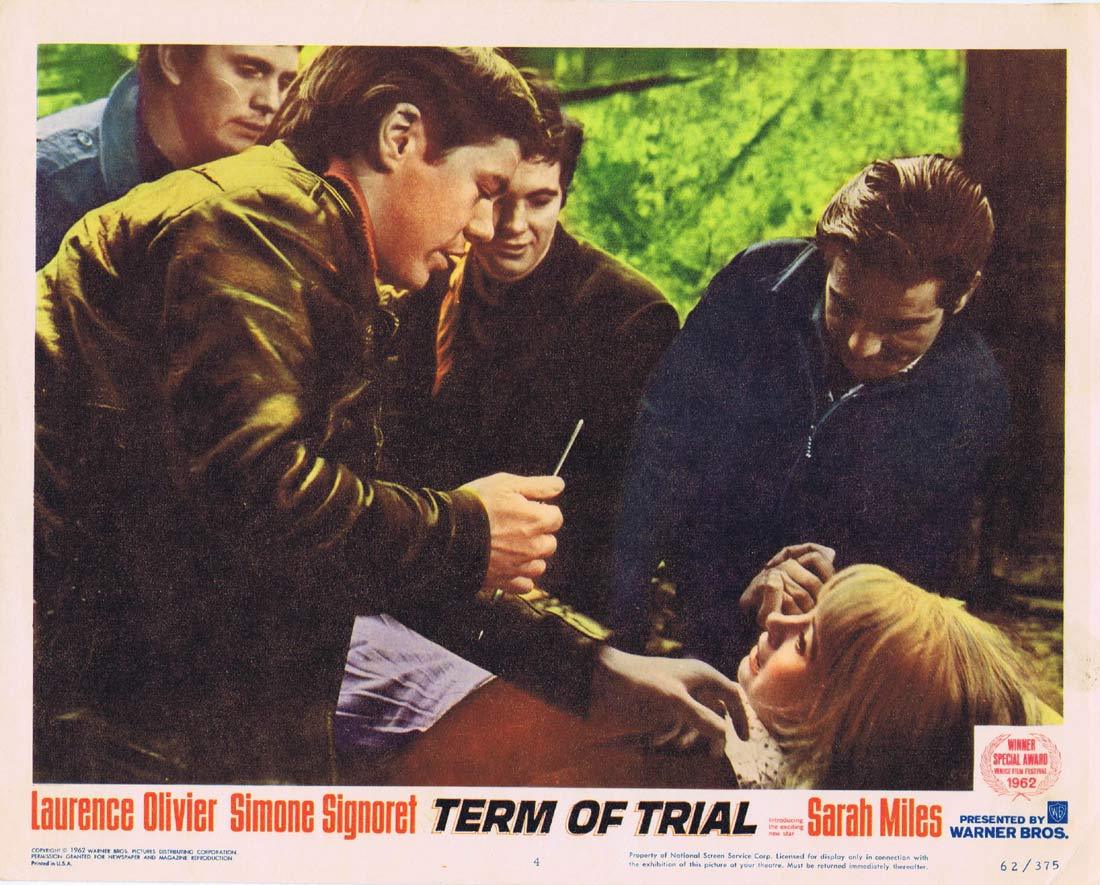 TERM OF TRIAL Lobby Card 4 Laurence Olivier Simone Signoret