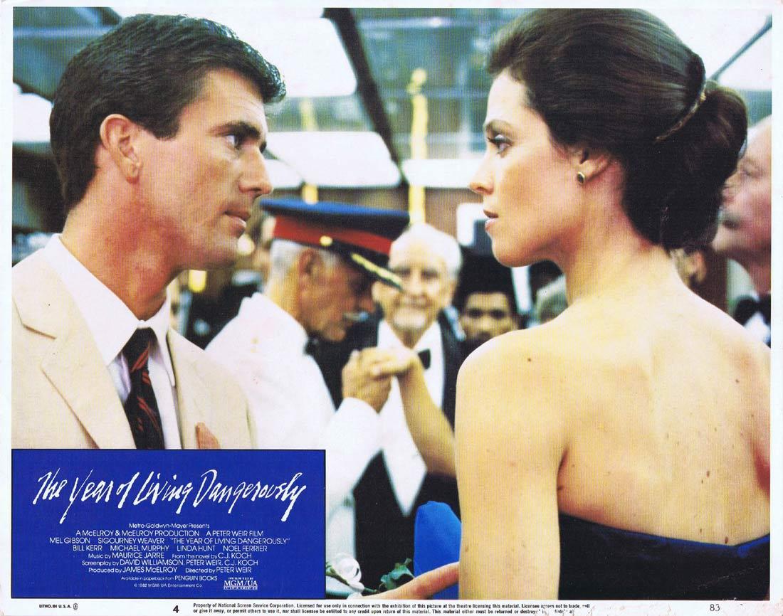 THE YEAR OF LIVING DANGEROUSLY Original Lobby Card 4 MEL GIBSON Peter Weir