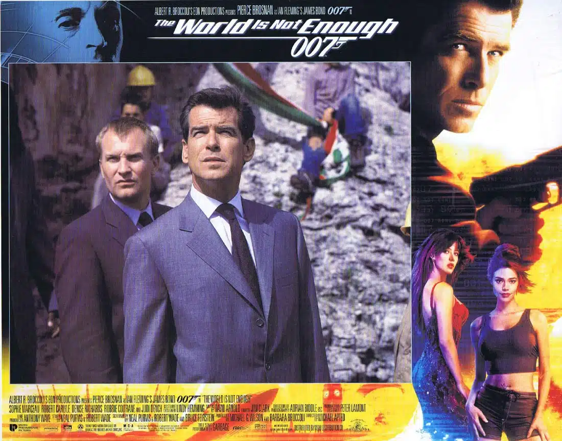 THE WORLD IS NOT ENOUGH Original Lobby Card 4 Pierce Brosnan as James Bond 007
