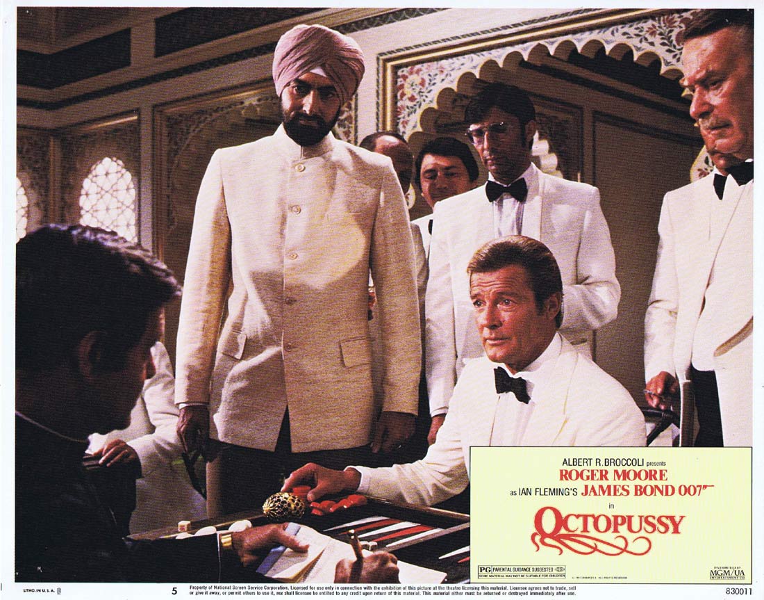 OCTOPUSSY Original US Lobby Card 5 Roger Moore James Bond 1983