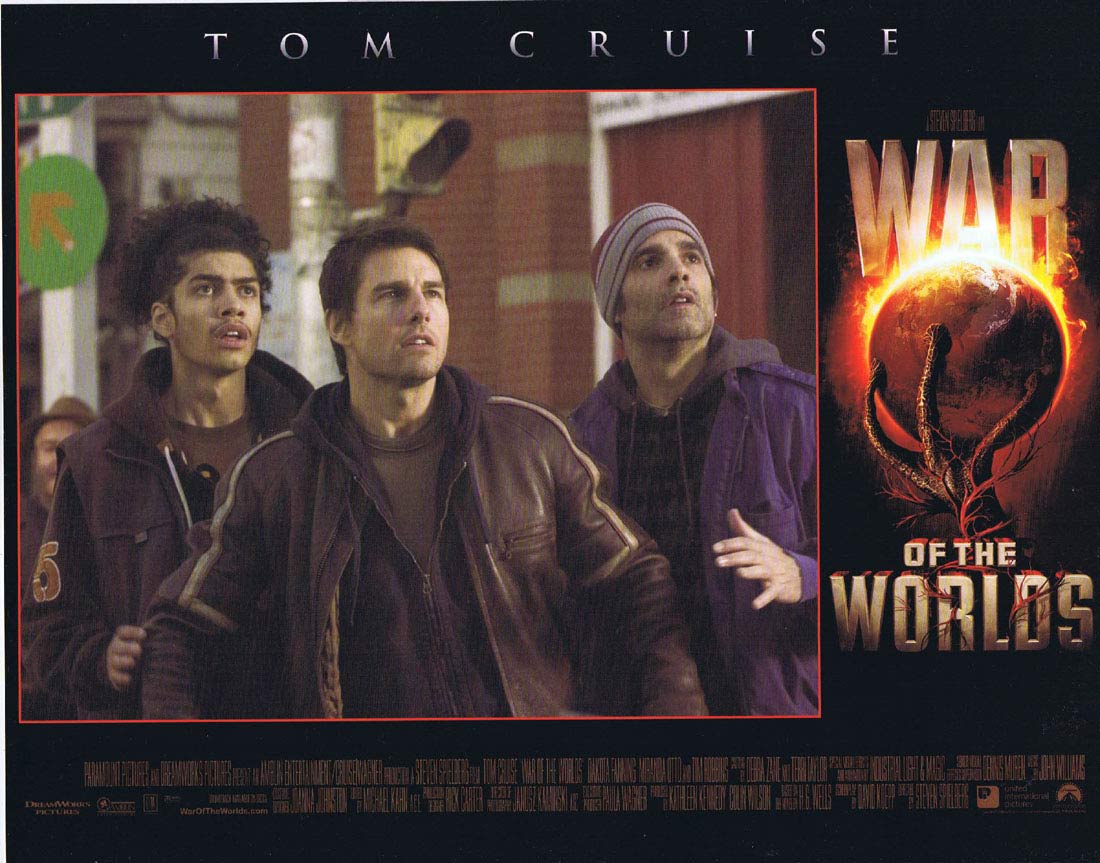 WAR OF THE WORLDS Original US Lobby Card 8 Tom Cruise Dakota Fanning Miranda Otto
