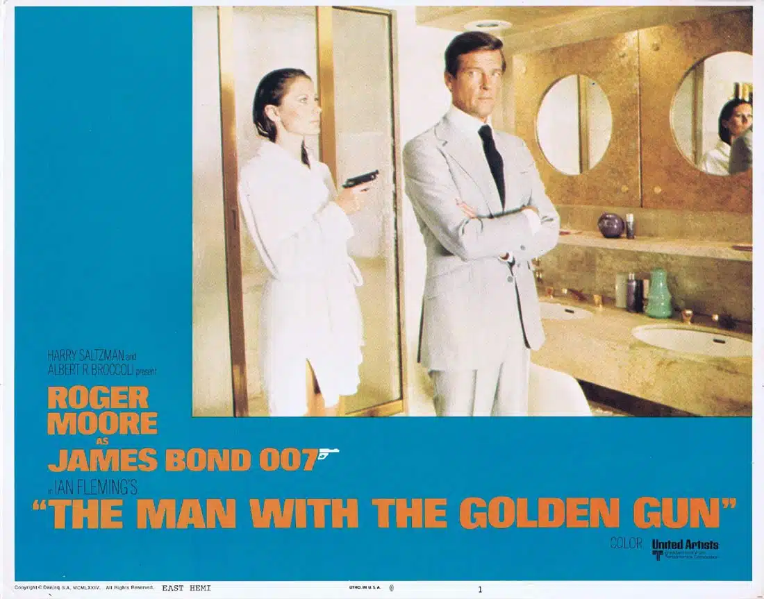 THE MAN WITH THE GOLDEN GUN Original Lobby card 1 Roger Moore James Bond Christopher Lee