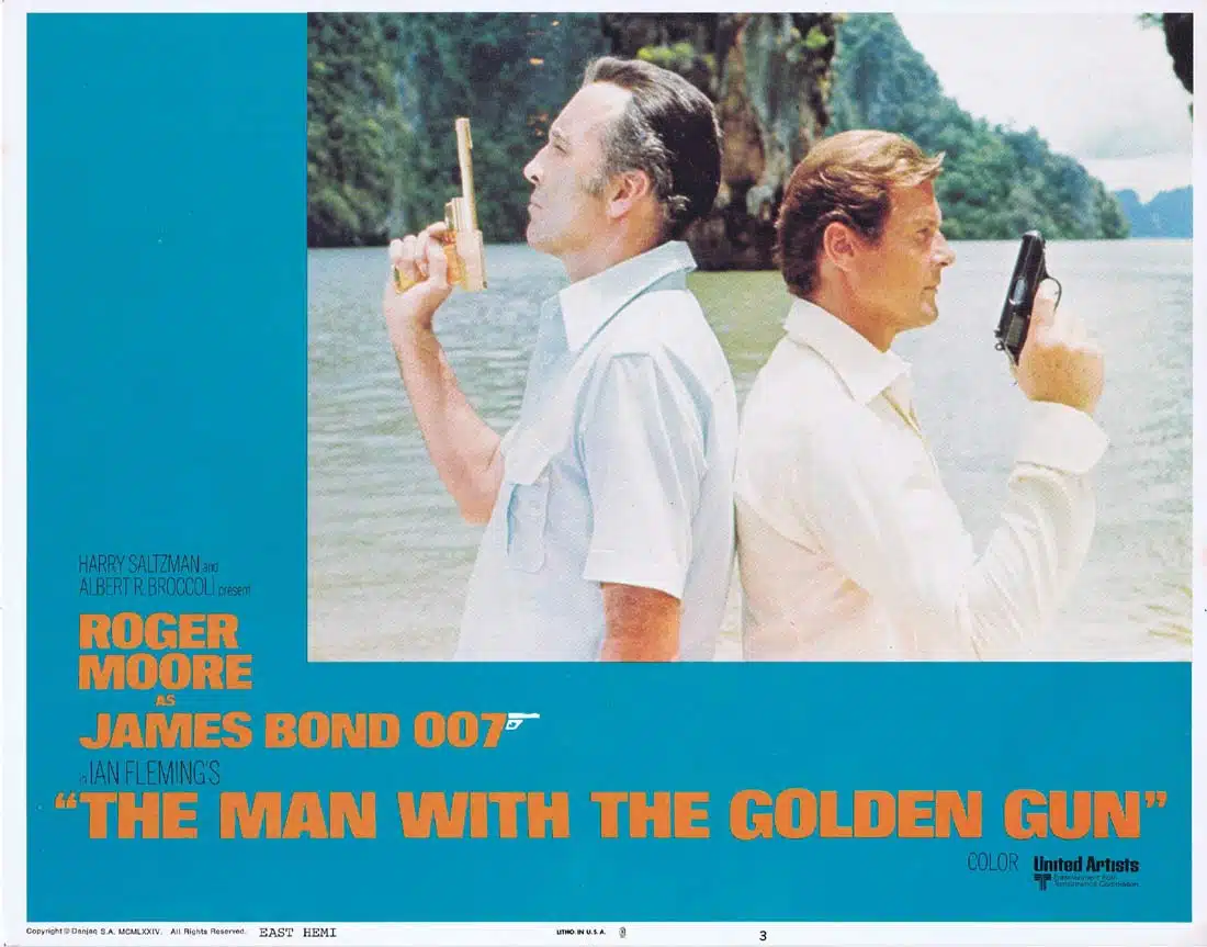 THE MAN WITH THE GOLDEN GUN Original Lobby card 3 Roger Moore James Bond Christopher Lee