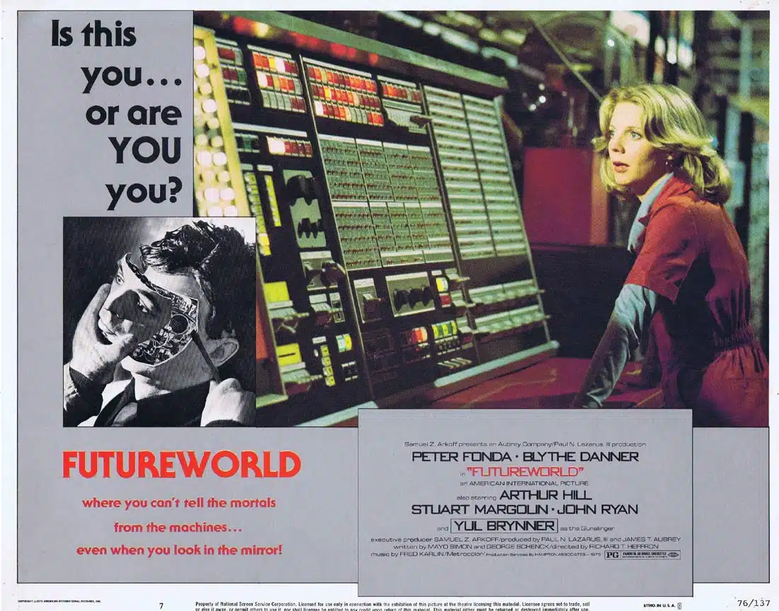 FUTUREWORLD Original Lobby Card 7 Peter Fonda Blythe Danner Yul Brynner Sci Fi
