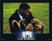 MEN IN BLACK Original US Lobby Card 4 Tommy Lee Jones Will Smith Marvel