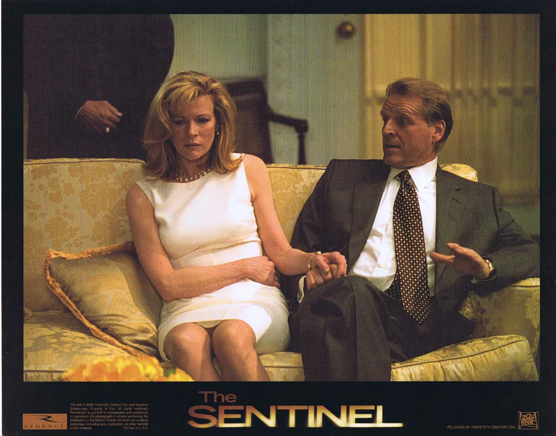 THE SENTINEL Original Lobby Card 8 Michael Douglas Kiefer Sutherland Kim Basinger