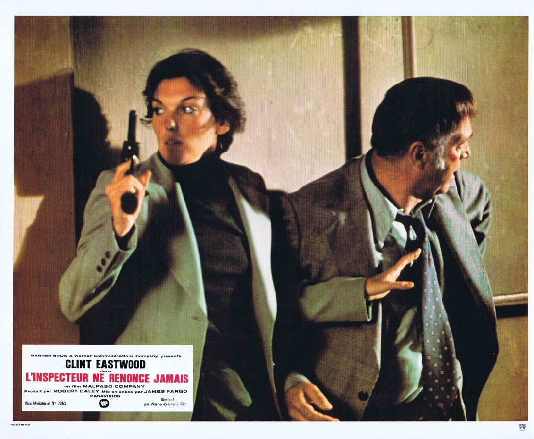 THE ENFORCER Original French Lobby Card 2 Clint Eastwood Dirty Harry